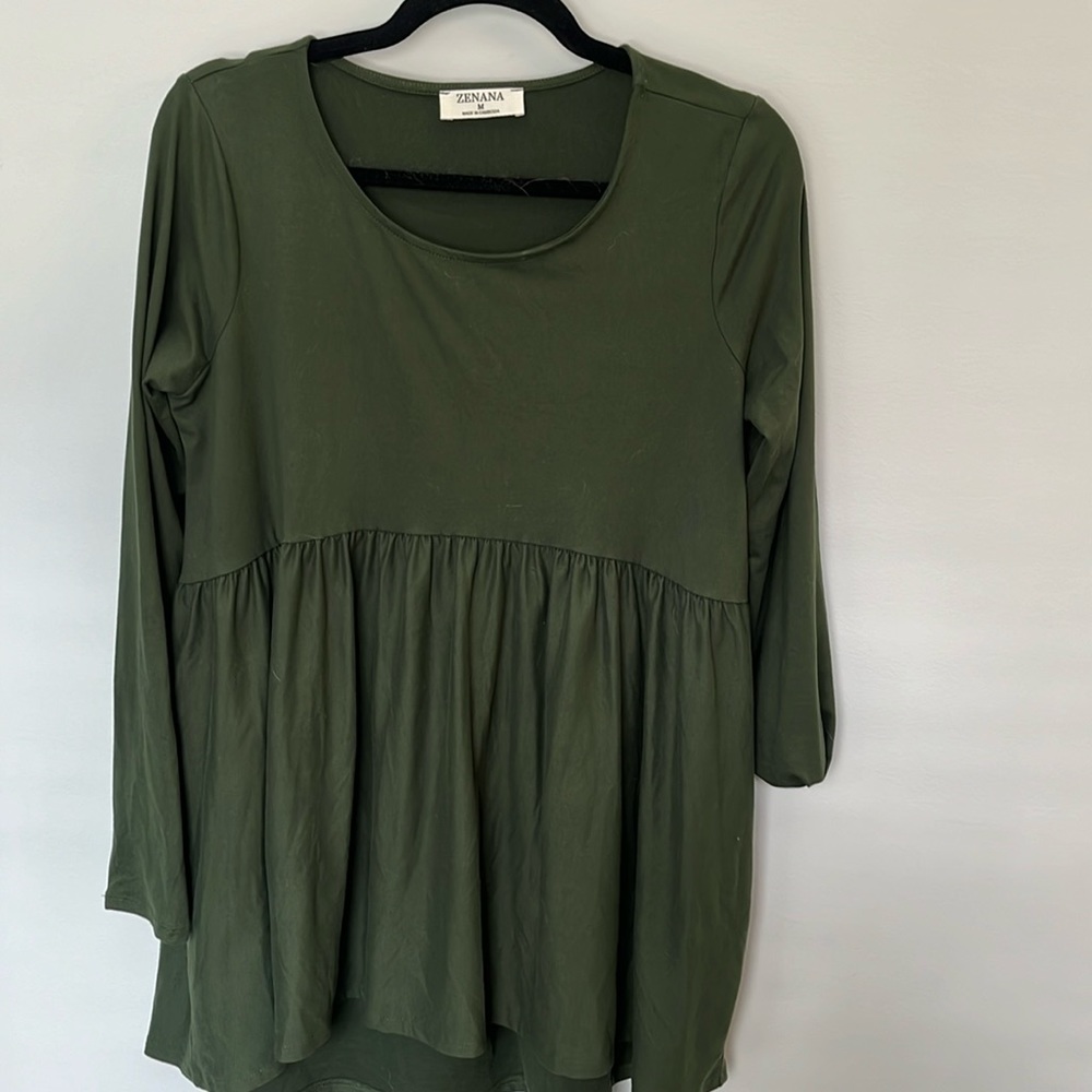 Green long sleeve soft dress